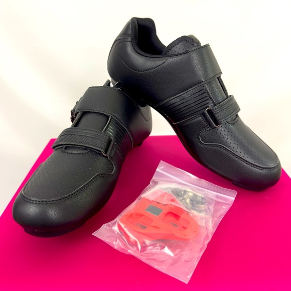 Unisex Black Cycling Shoes Compatible with Delta Cleats  Indoor/Outdoor/Peleton - Picture 2 of 15